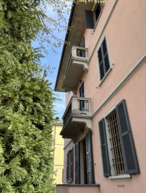 VILLA TRIFAMILIARE STORICA