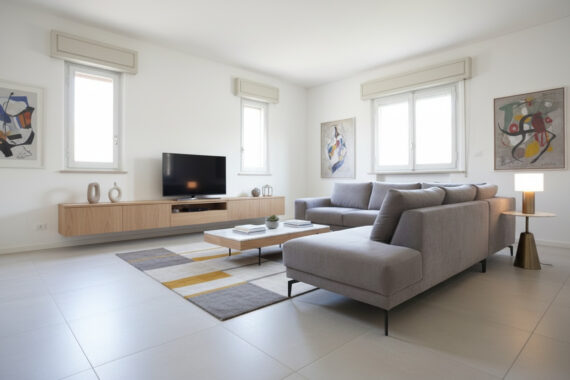 SPAZIOSO PENTALOCALE CON GIARDINO