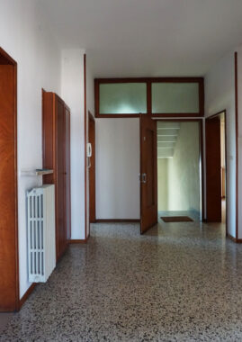 SPAZIOSO PENTALOCALE CON GIARDINO