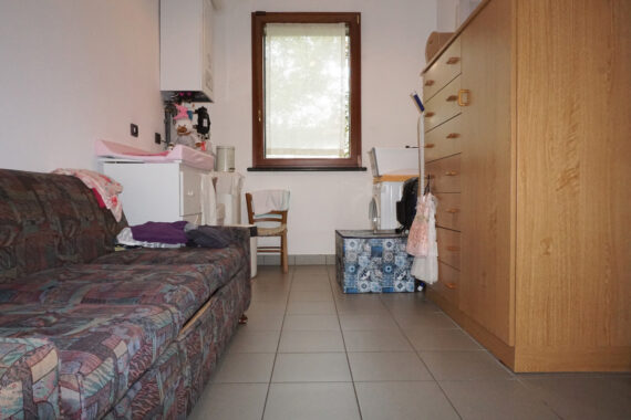 VILLA INDIPENDENTE CON GIARDINO