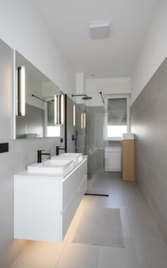 SPAZIOSO PENTALOCALE CON GIARDINO