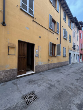 TRILOCALE NEL CUORE DEL CENTRO STORICO DI COLORNO