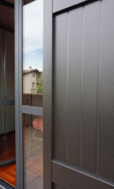 VILLA INDIPENDENTE CON GIARDINO