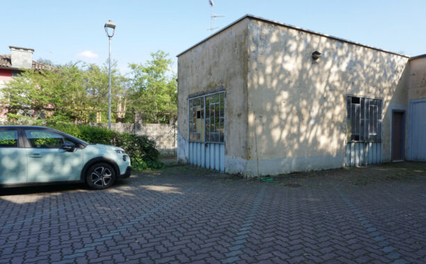 SPAZIOSO PENTALOCALE CON GIARDINO