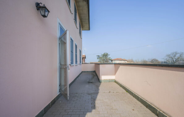 VILLA TRIFAMILIARE STORICA