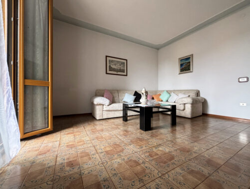 QUADRILOCALE SPAZIOSO CON TRE BALCONI