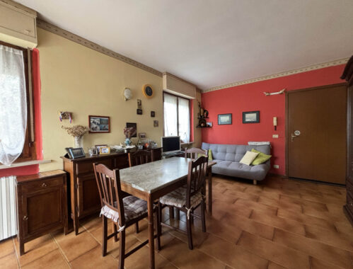 TRILOCALE LUMINOSO CON AMPIO TERRAZZO