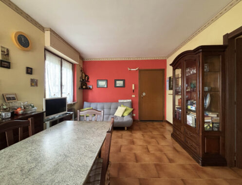 TRILOCALE LUMINOSO CON AMPIO TERRAZZO