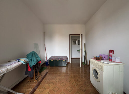 QUADRILOCALE SPAZIOSO CON TRE BALCONI