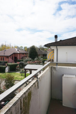 TRILOCALE LUMINOSO CON AMPIO TERRAZZO