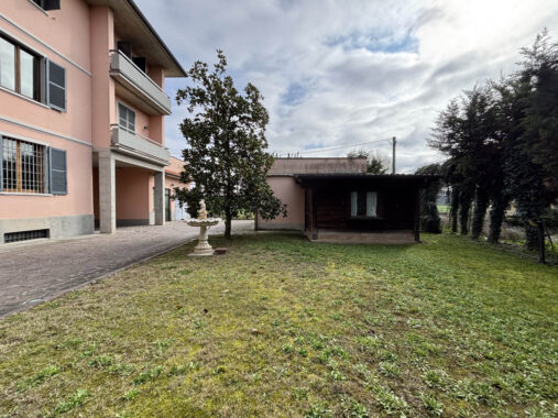 QUADRILOCALE IN TRIFAMILIARE RISTRUTTURATO