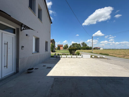 TRILOCALE ZONA CASALFOSCHINO SOLO AFFITTI TRANSITORI UTENZE COMPRESE