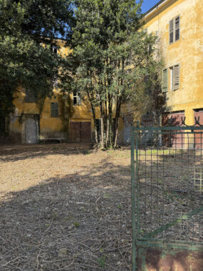 VILLA D’EPOCA CON GIARDINO