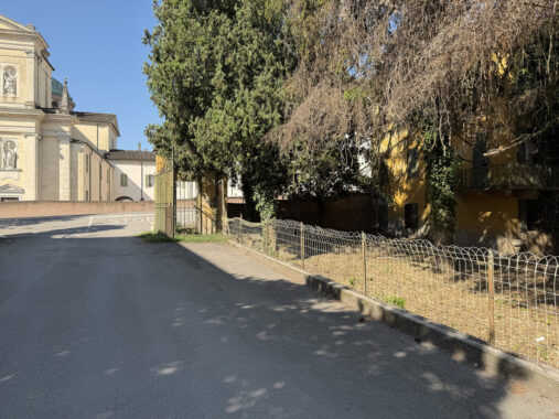 VILLA D’EPOCA CON GIARDINO