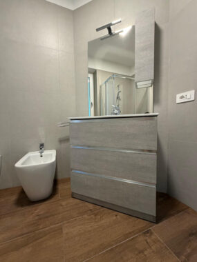 MONOLOCALE NUOVISSIMO ZONA CASALFOSCHINO AFFITTI TRANSITORI UTENZE COMPRESE