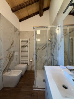 TRILOCALE ZONA CASALFOSCHINO SOLO AFFITTI TRANSITORI UTENZE COMPRESE