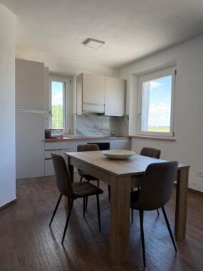MONOLOCALE NUOVISSIMO ZONA CASALFOSCHINO AFFITTI TRANSITORI UTENZE COMPRESE