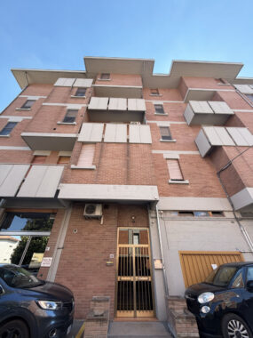 AMPIO BILOCALE A POCHI PASSI DAL CENTRO DEL PAESE