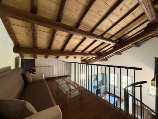 TRILOCALE ZONA CASALFOSCHINO SOLO AFFITTI TRANSITORI UTENZE COMPRESE