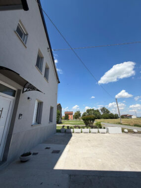 TRILOCALE ZONA CASALFOSCHINO SOLO AFFITTI TRANSITORI UTENZE COMPRESE