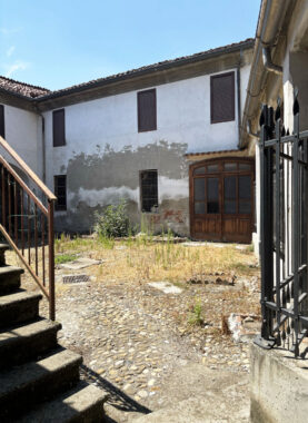 PRESTIGIOSO PALAZZO STORICO DA VALORIZZARE