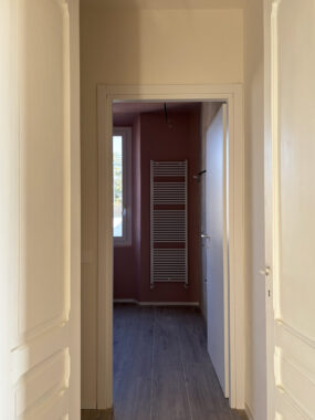 TRILOCALE IN TRIFAMILIARE