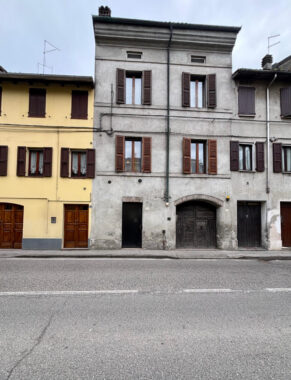 BILOCALE ARREDATO PER AFFITTI TRANSITORI COMPRESO WIFI, SPESE CONDOMINIALI E TARI