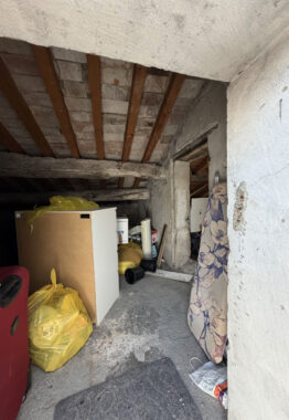 BILOCALE RISTRUTTURATO IN CENTRO STORICO
