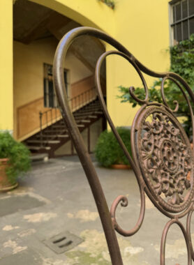 PENTALOCALE DI CHARME CON AFFACCIO SU PIAZZA GHIAIA