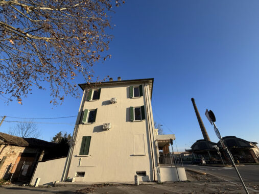 MONOLOCALE RISTRUTTURATO IN TRIFAMILIARE
