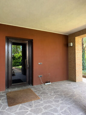VILLA CONTEMPORANEA DI GRANDE CHARME