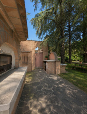 VILLA CONTEMPORANEA DI GRANDE CHARME