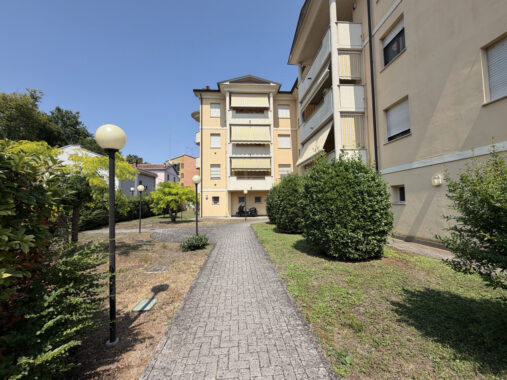 MONOLOCALE AD OTTIMO USO INVESTIMENTO
