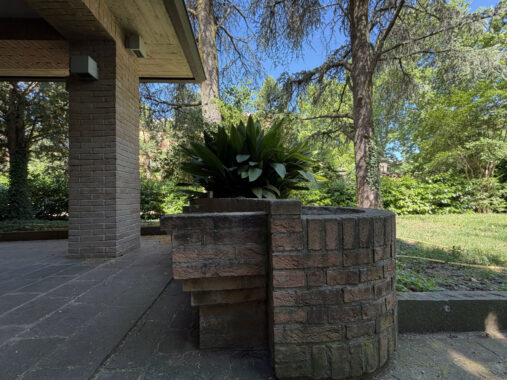 VILLA CONTEMPORANEA DI GRANDE CHARME
