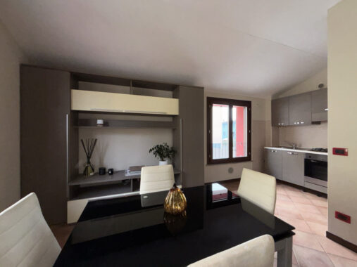 BILOCALE MODERNO IN PICCOLA PALAZZINA