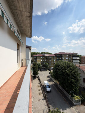 TRILOCALE AMPIO E MOLTO LUMINOSO IN ZONA PRESTIGIOSA