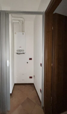 BILOCALE MODERNO IN PICCOLA PALAZZINA