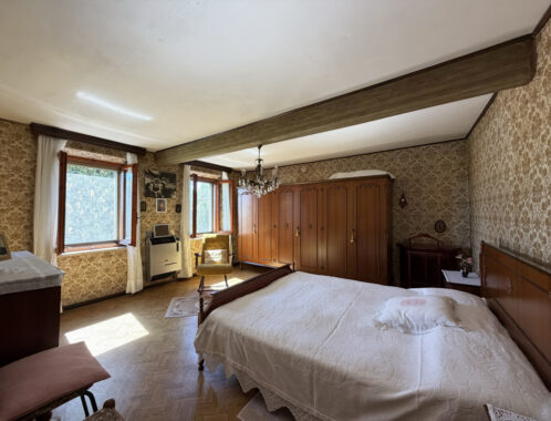 CASA INDIPENDENTE CON AMPIO GIARDINO