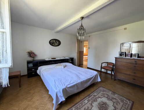 CASA INDIPENDENTE CON AMPIO GIARDINO