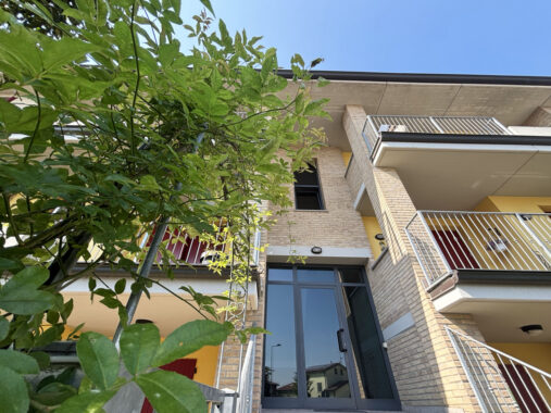 TRILOCALE ESCLUSIVAMENTE AD USO INVESTIMENTO
