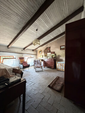 CASA INDIPENDENTE CON AMPIO GIARDINO