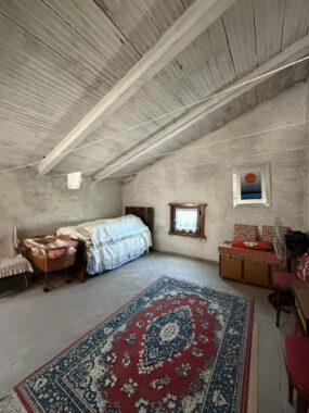 CASA INDIPENDENTE CON AMPIO GIARDINO