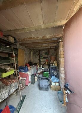 CASA INDIPENDENTE CON AMPIO GIARDINO