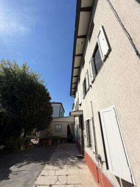 CASA INDIPENDENTE CON AMPIO GIARDINO